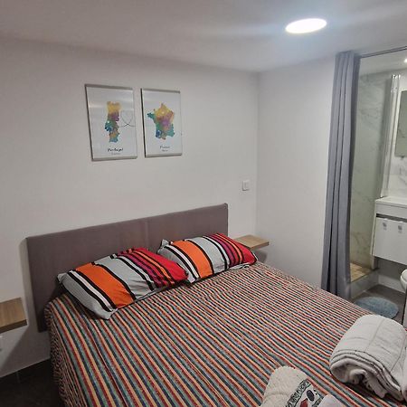L'Auberge De Sucy - Studio Climatise ภายนอก รูปภาพ